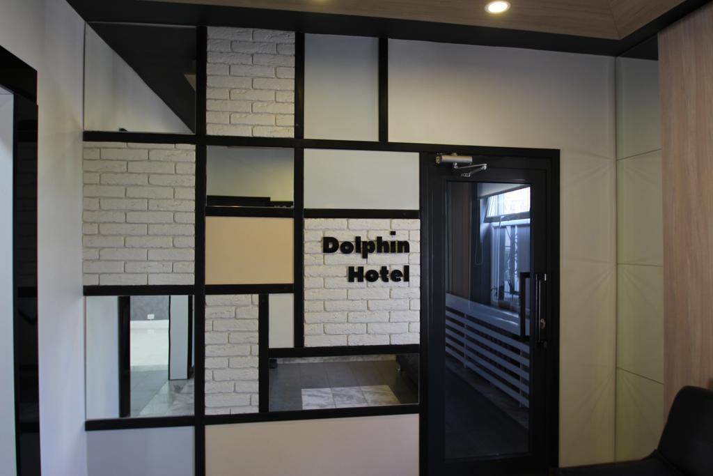 Delphin Guest House Bishkek Esterno foto